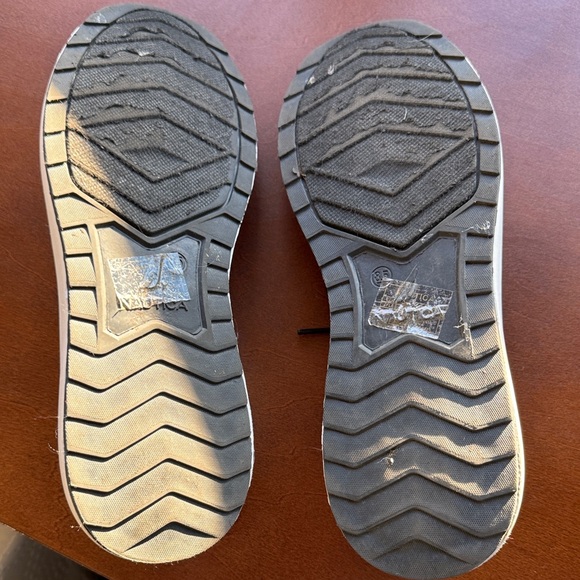 Nautica Black and White Women's Sneakers - Picture 7 of 7